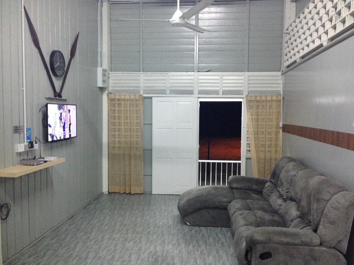 Ila Homestay Kuala Besut Jetty 外观 照片